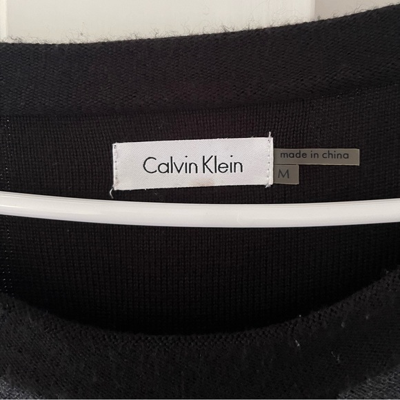 Calvin Klein dress with block print - Picture 2 of 4